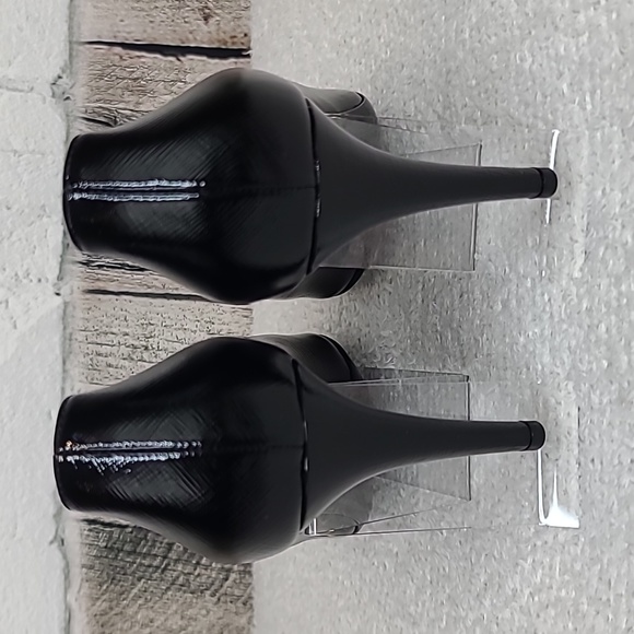 Prada Saffiano Vernice Textured Leather Pointy Toe Stiletto Pumps in Black - Picture 14 of 17